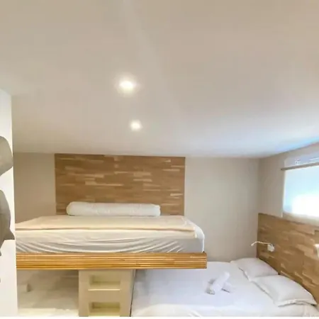 Beautiful House With Terrace Sea Front -