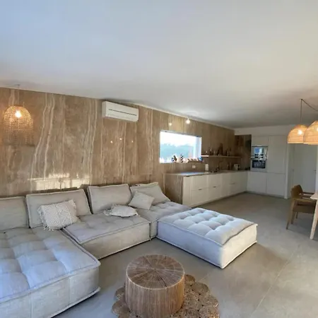 Tatil Evi Beautiful House With Terrace Sea Front - Cannes